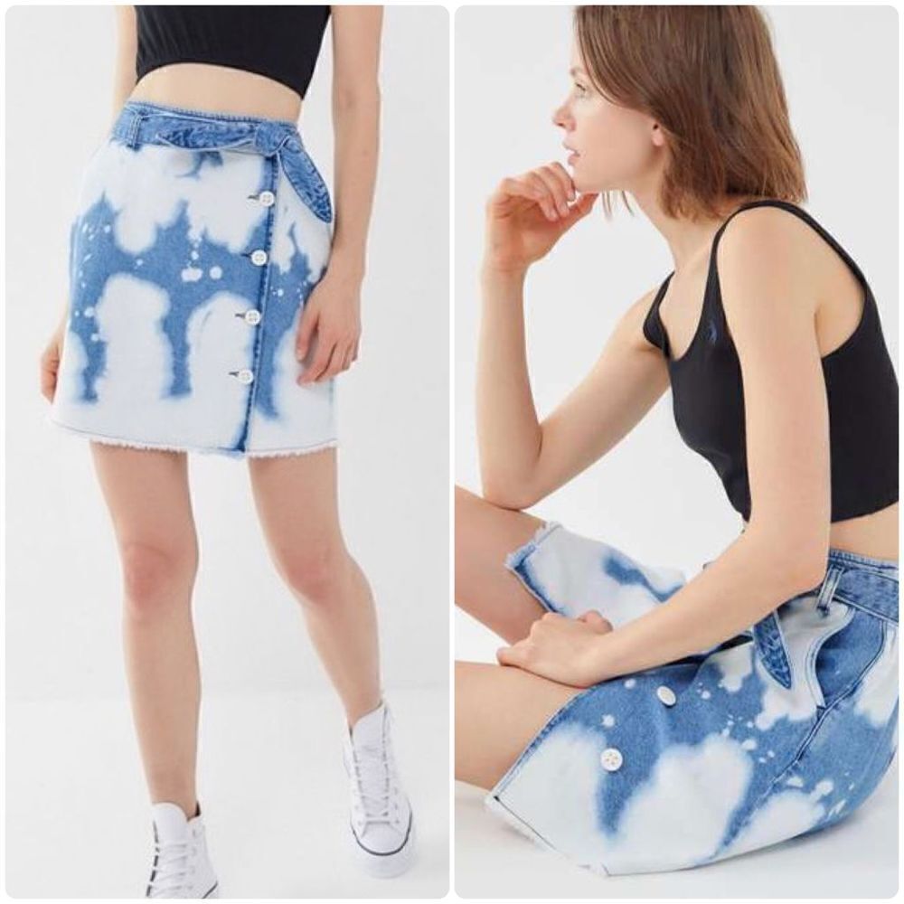 OU - BDG Polly Bleached Denim Mini Skirt